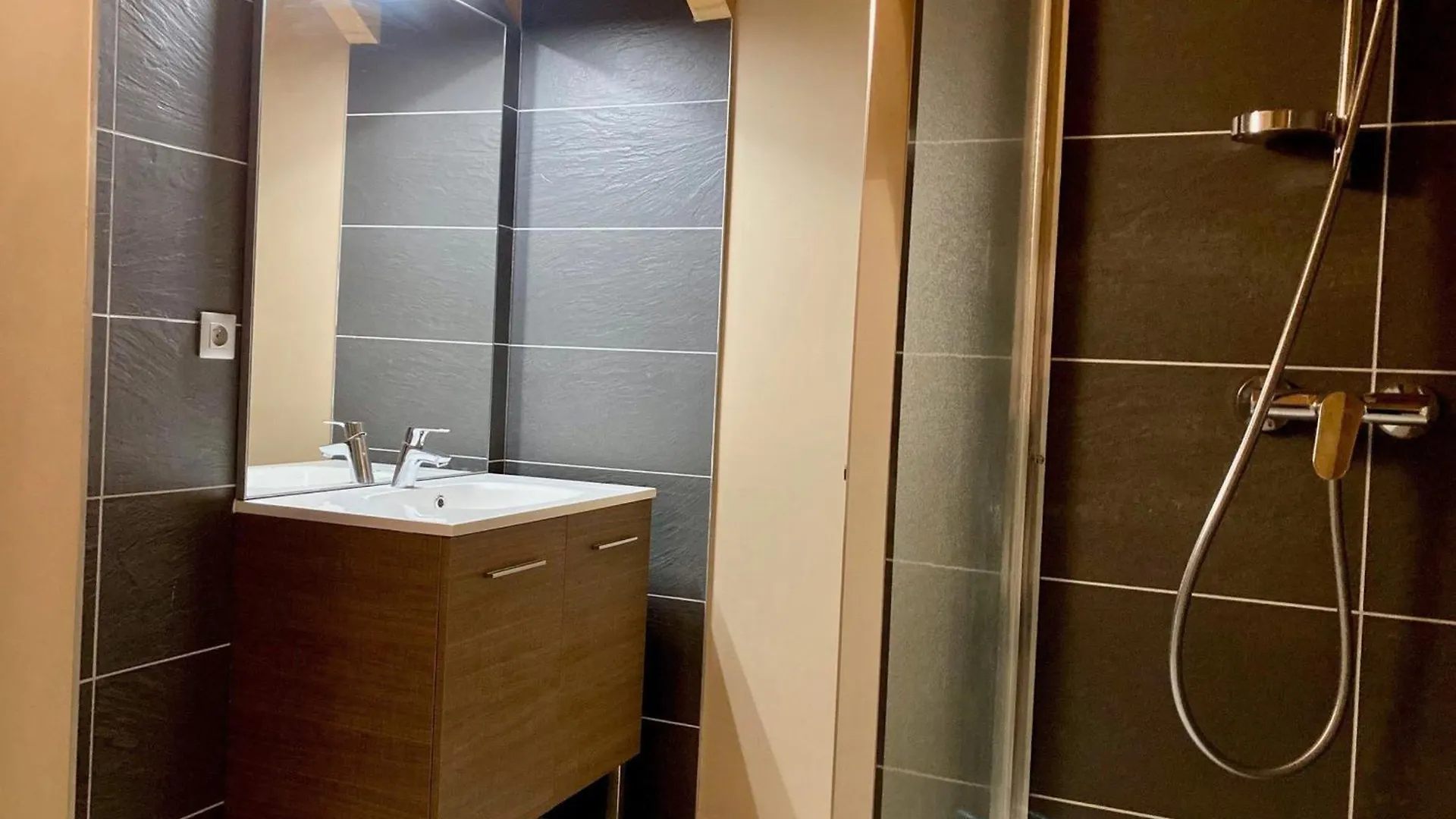 Appartement Lumineux 3 Pieces, 6 Pers, A 250M Des Pistes, Animaux Admis - Fr-1-811-11 Les Deux Alpes